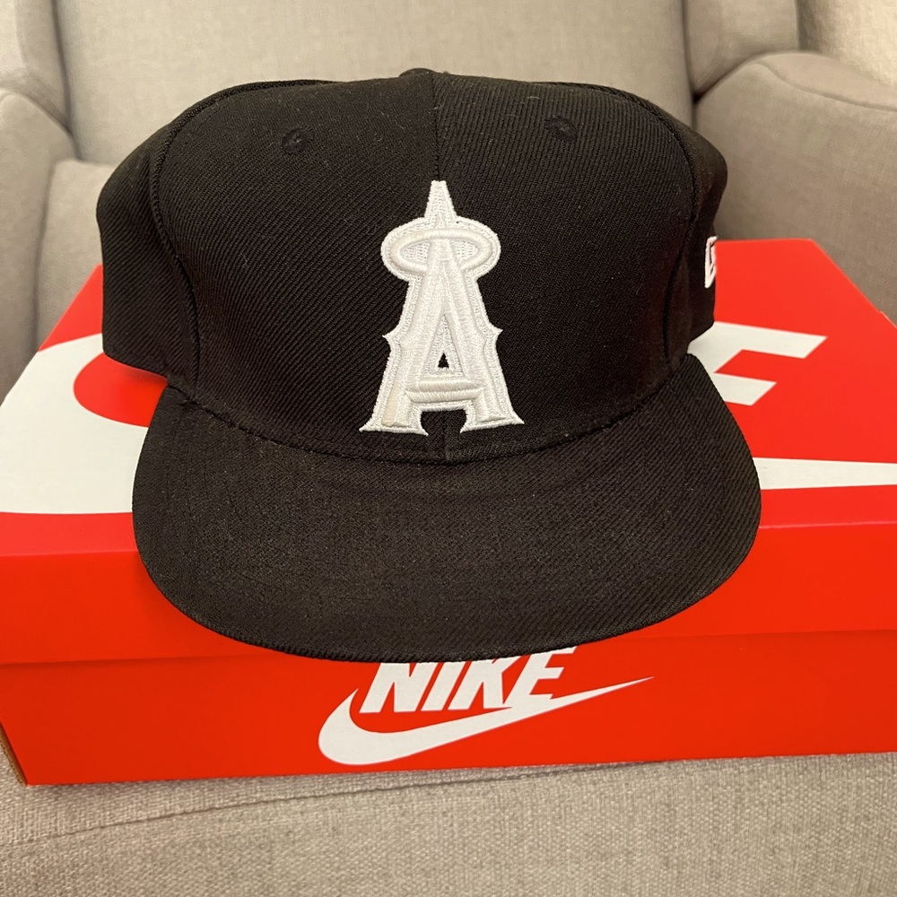 Anaheim Angels fitted hat. Sz: 7 1/4.